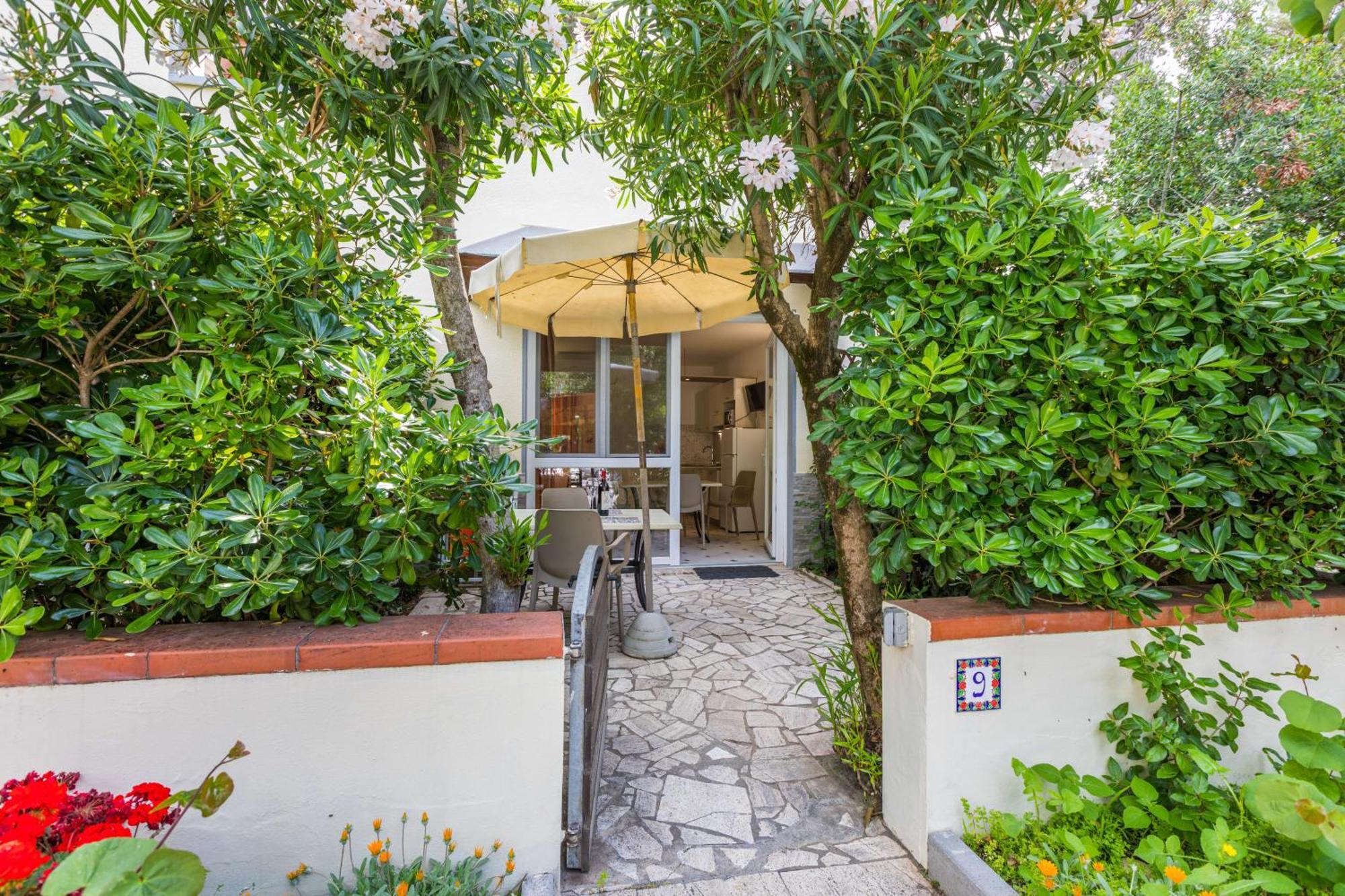 Residence Casa Di Caccia Marina Di Bibbona Dış mekan fotoğraf