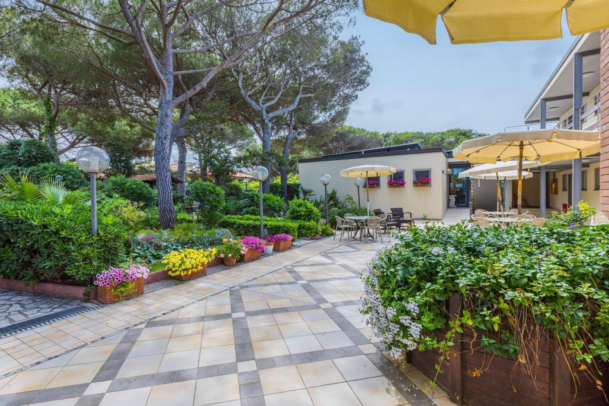 Residence Casa Di Caccia Marina Di Bibbona Dış mekan fotoğraf