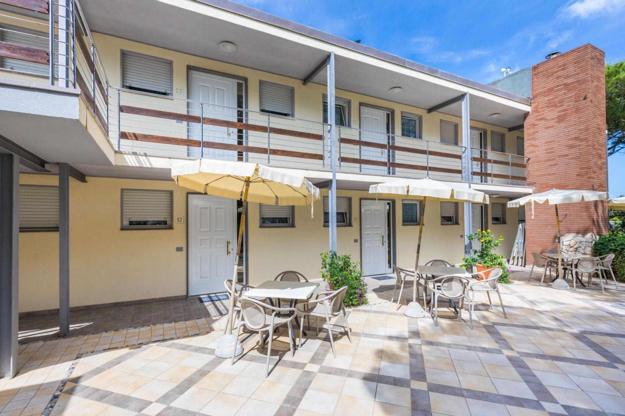 Residence Casa Di Caccia Marina Di Bibbona Dış mekan fotoğraf